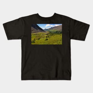 Summer Hike in the Mountains. Kids T-Shirt